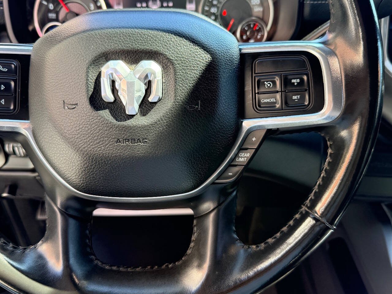 Used 2021 RAM 3500 Laramie AWD/4WD image 25