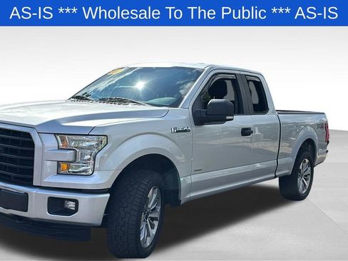 Used 2017 Ford F150 XL w/ Equipment Group 101A Mid AWD/4WD image 3