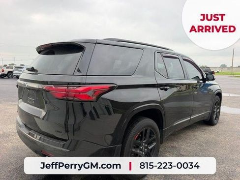 Used 2023 Chevrolet Traverse Premier w/ Redline Edition AWD/4WD image 5