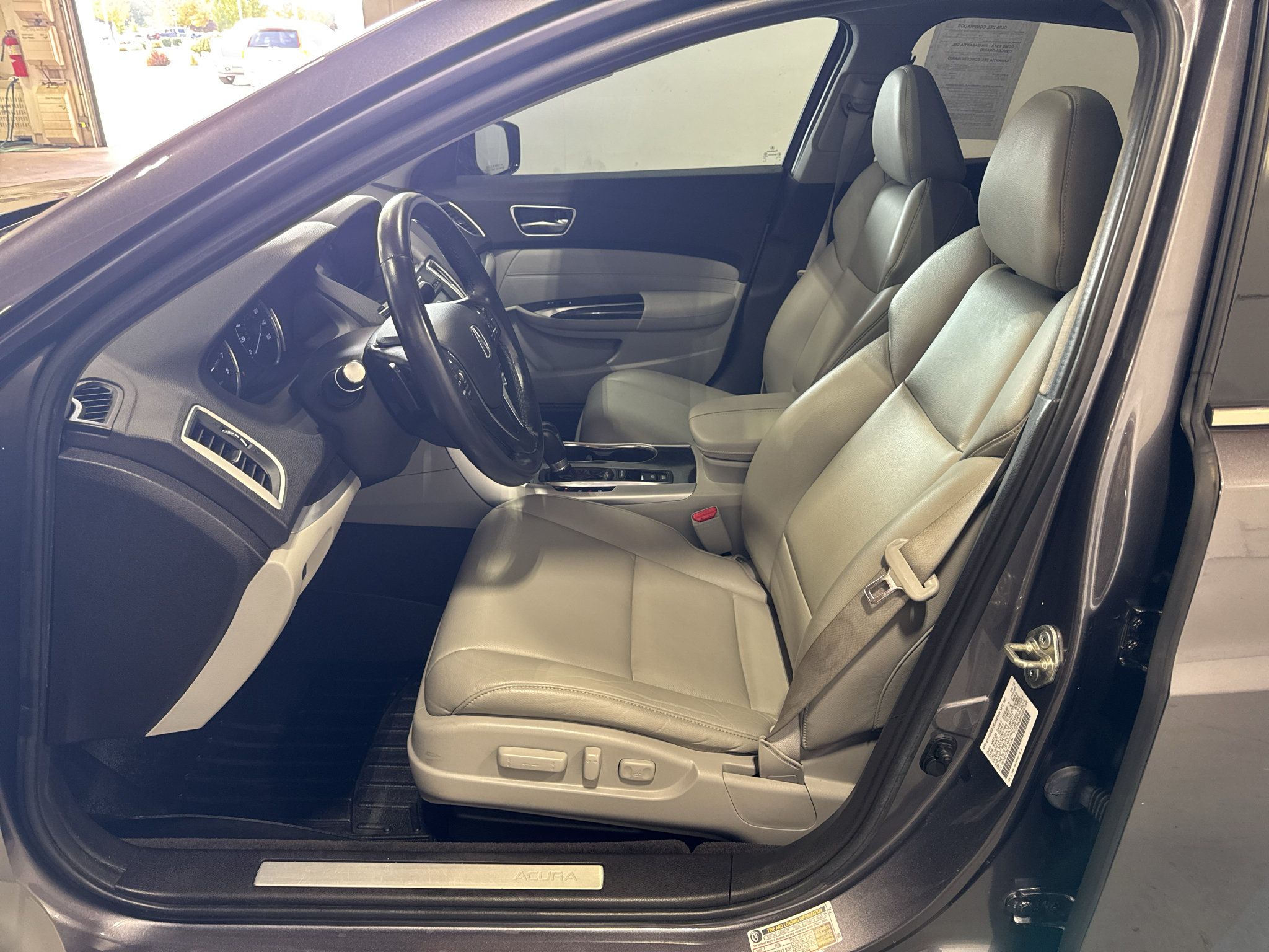 Used 2020 Acura TLX FWD image 40