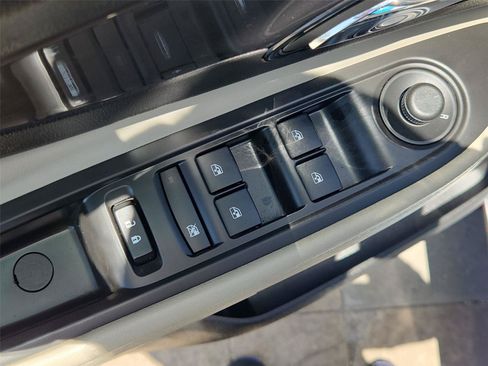 Used 2019 Buick Encore Sport Touring w/ Safety Package FWD image 20