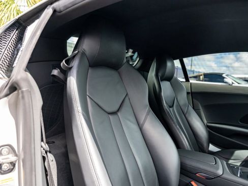 Used 2022 Audi R8 V10 RWD image 19