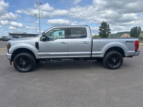 Used 2021 Ford F250 Lariat AWD/4WD image 2