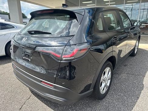 Used 2025 Honda HR-V LX image 4