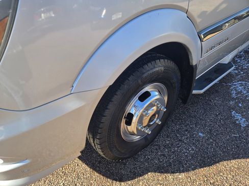 Used 2016 Mercedes-Benz Sprinter 3500 image 4