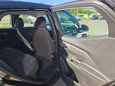 New 2027 Chevrolet Bolt LT w/ Comfort Package FWD image 15