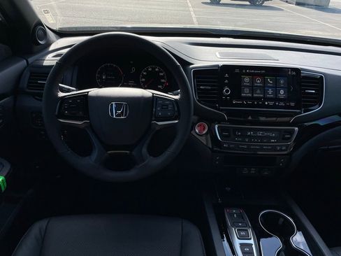 New 2026 Honda Ridgeline Black Edition image 11