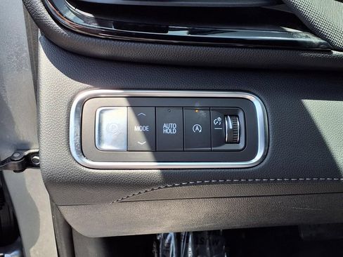 Used 2026 Buick Enclave Preferred FWD image 13