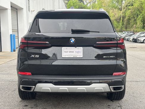 Used 2024 BMW X5 sDrive40i image 3