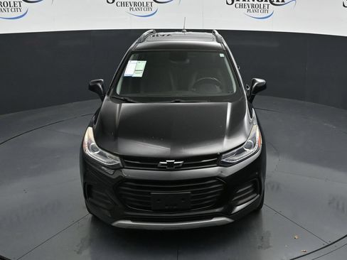 Used 2019 Chevrolet Trax LT w/ Sun & Sound Package AWD/4WD image 19
