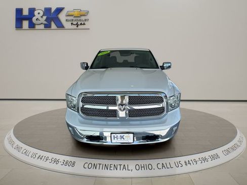Used 2018 RAM 1500 SLT AWD/4WD image 2