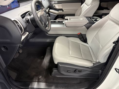 Used 2025 Ford Expedition Max Active image 20