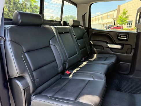Used 2018 Chevrolet Silverado 1500 LTZ Z71 w/ LTZ Plus Package AWD/4WD image 39