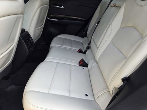 Used 2020 Cadillac XT4 Sport w/ Technology Package FWD image 28
