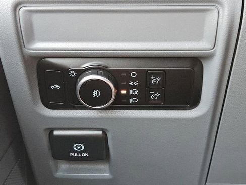 Used 2023 Ford F150 XLT image 19