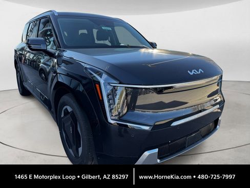 New 2026 Kia EV9 Land image 1