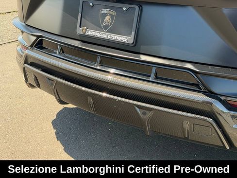 Used 2023 Lamborghini Urus Performante AWD/4WD image 18