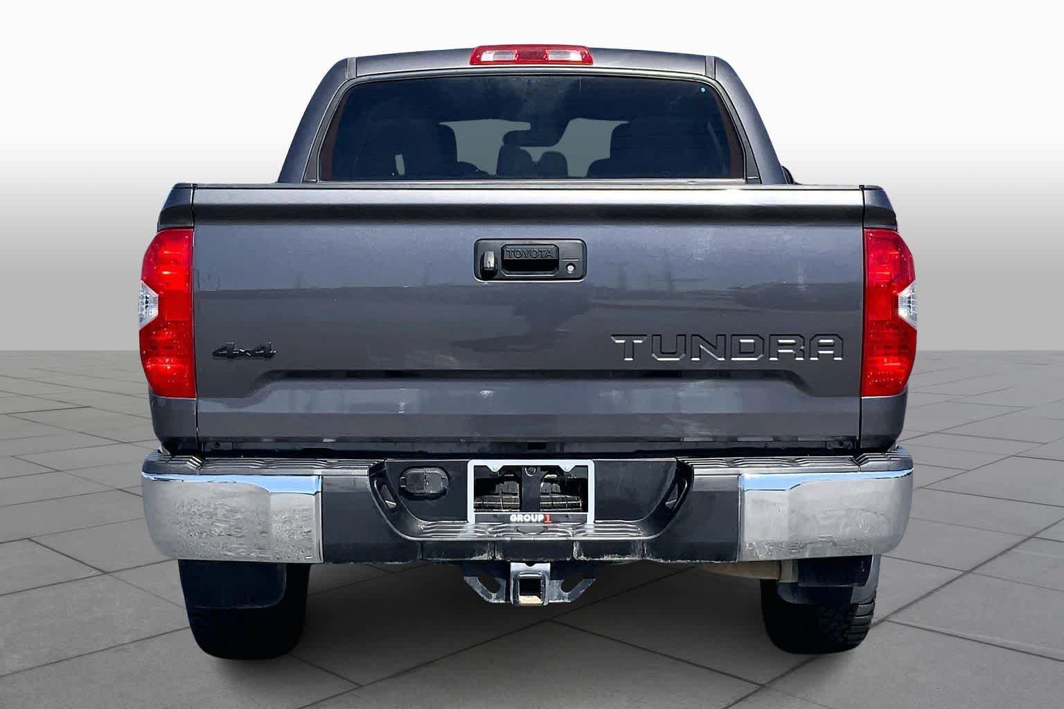 Used 2019 Toyota Tundra SR5 w/ SR5 Upgrade Package AWD/4WD image 5