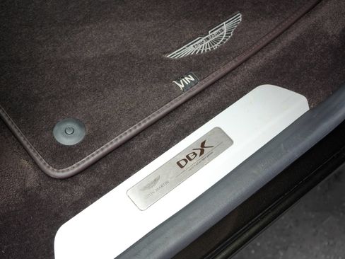 Used 2022 Aston Martin DBX AWD/4WD image 19