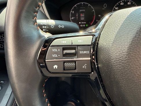 Used 2025 Honda HR-V Sport image 12