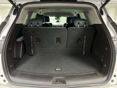 Certified 2021 Buick Enclave Essence w/ Sound and Sites Package image 59