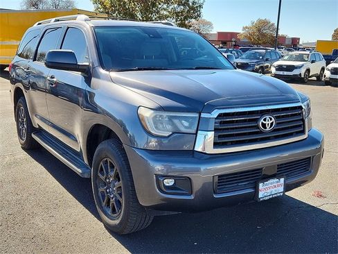 Used 2019 Toyota Sequoia SR5 image 6
