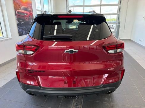 Used 2021 Chevrolet TrailBlazer RS w/ Convenience Package AWD/4WD image 4