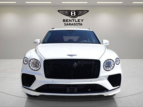 Used 2025 Bentley Bentayga AWD/4WD image 8