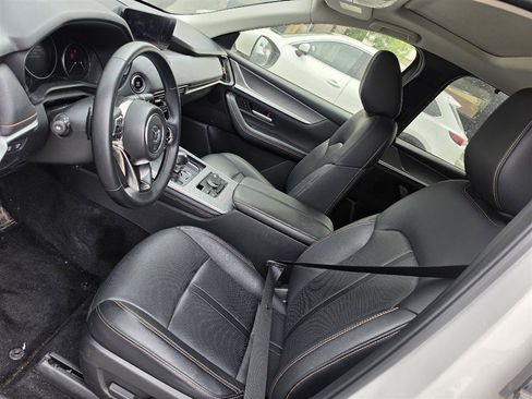 Used 2024 MAZDA CX-90 3.3 Turbo w/ Preferred Plus image 5