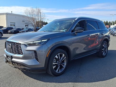 Certified 2023 INFINITI QX60 Luxe w/ Cargo Package AWD/4WD image 3
