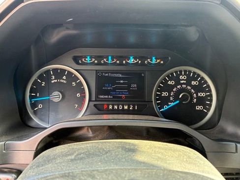 Used 2016 Ford F150 XLT w/ Equipment Group 302A Luxury AWD/4WD image 21