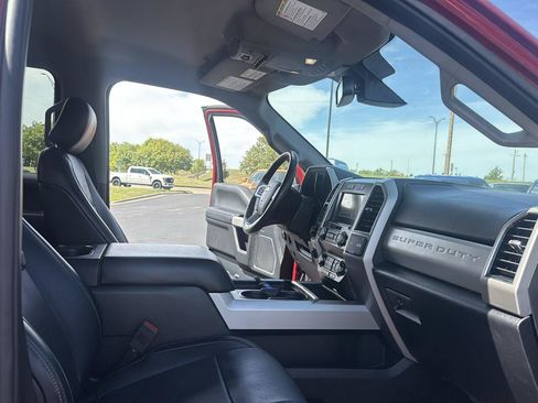 Used 2019 Ford F350 Lariat w/ Lariat Ultimate Package AWD/4WD image 35