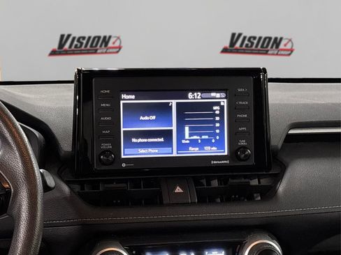 Used 2021 Toyota RAV4 LE image 19