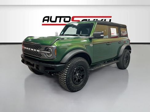Used 2024 Ford Bronco Wildtrak AWD/4WD image 3