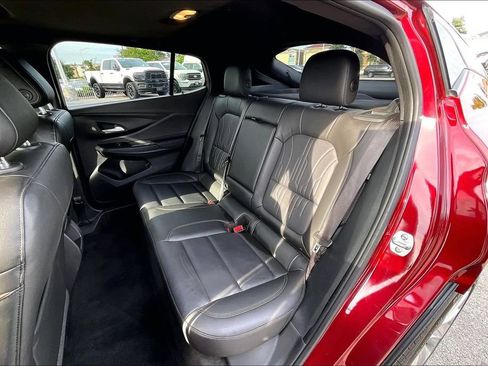 Used 2025 Buick Envista Avenir FWD image 25