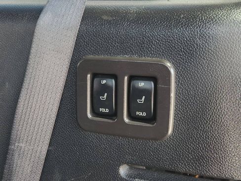 Used 2013 Lincoln Navigator 4WD image 26