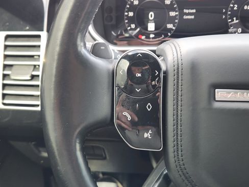 Used 2020 Land Rover Range Rover HSE image 28