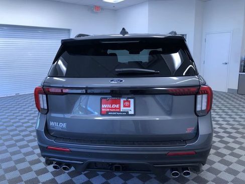 Used 2025 Ford Explorer ST w/ Sun And Sound Package AWD/4WD image 14