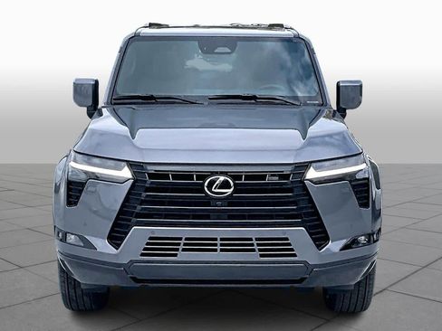 Used 2026 Lexus GX 550 w/ Cold Area Package image 4