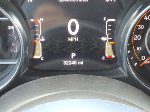 Used 2023 Jeep Gladiator Mojave w/ Cold Weather Group AWD/4WD image 29