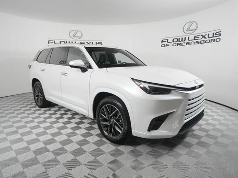 Certified 2025 Lexus TX 350 AWD w/ Technology Package image 3