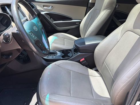 Used 2017 Hyundai Santa Fe Sport w/ 2.4L Tech Package 04 FWD image 17