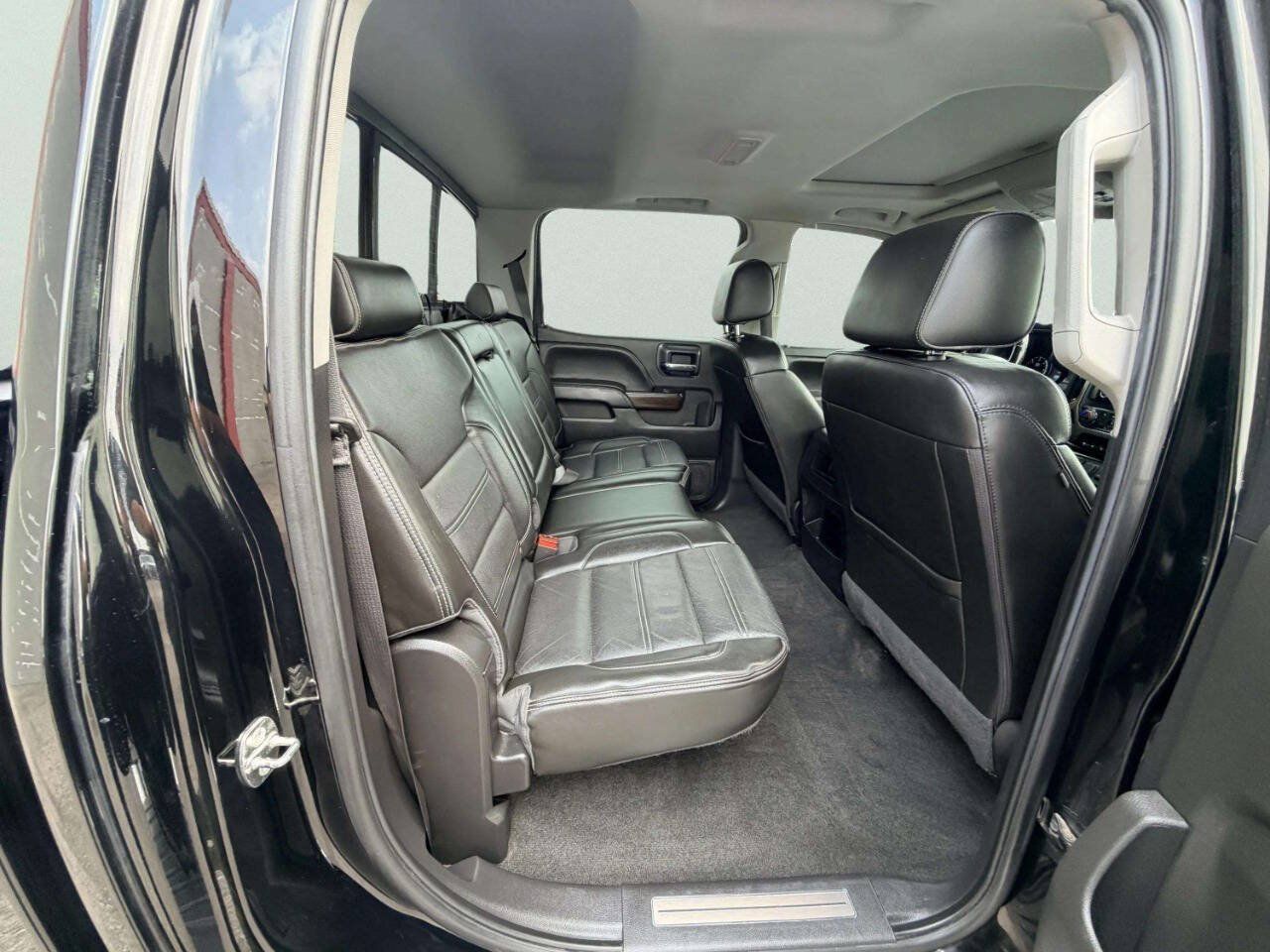 Used 2018 GMC Sierra 1500 Denali AWD/4WD image 23