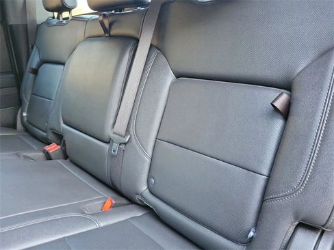 Used 2025 GMC Sierra 1500 SLT image 13