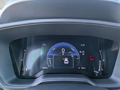 Used 2026 Toyota Corolla Cross SE image 11