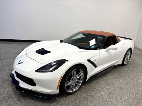 Used 2014 Chevrolet Corvette Stingray Convertible w/ 3LT Preferred Equipment Group image 21
