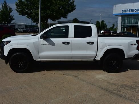 New 2026 Chevrolet Colorado W/T w/ WT Custom Package AWD/4WD image 9