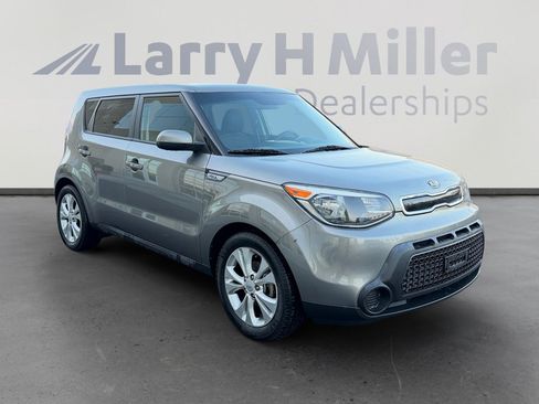 Used 2015 Kia Soul + image 7