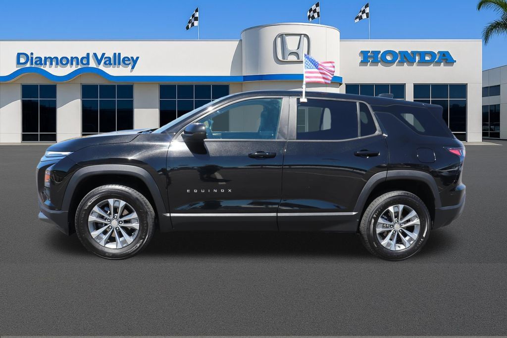 Used 2026 Chevrolet Equinox LT FWD image 8