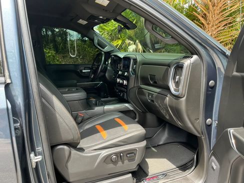 Used 2021 GMC Sierra 1500 AT4 w/ AT4 Value Package AWD/4WD image 18